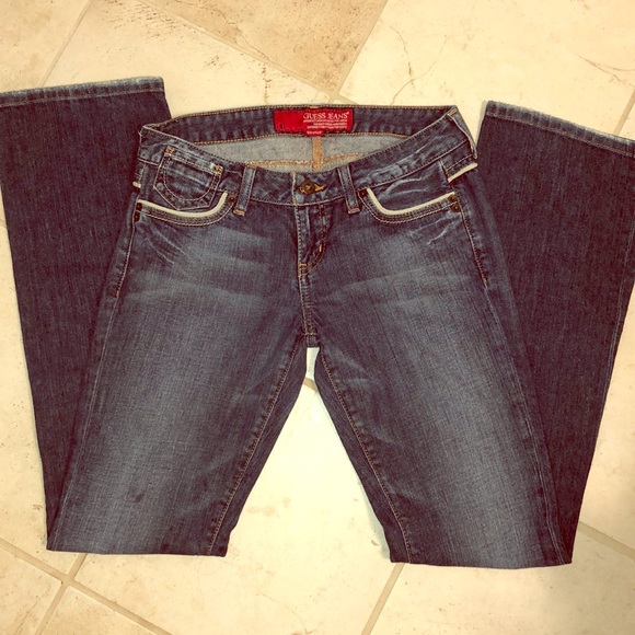 Guess Denim - Straight leg GUESS jeans size 27